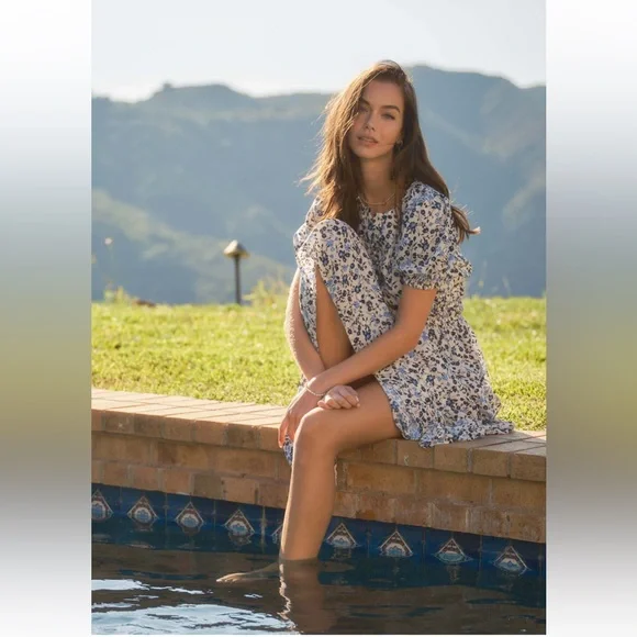 04 Beautiful Boho Floral Print Tiered Maxi Dress - Picture 4 of 6